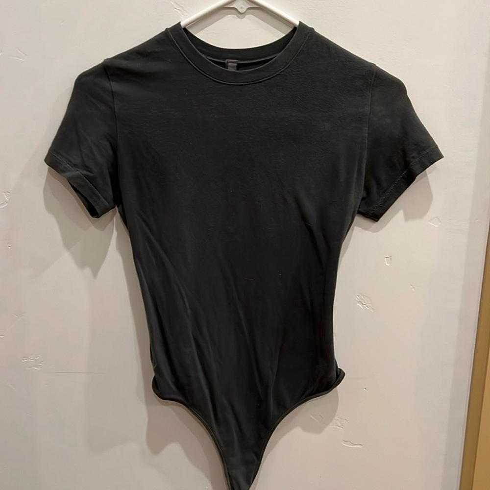Skims Bodysuit T-shirt